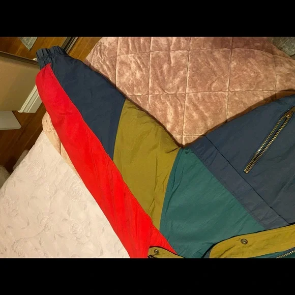 Vintage color block puffer jacket Men